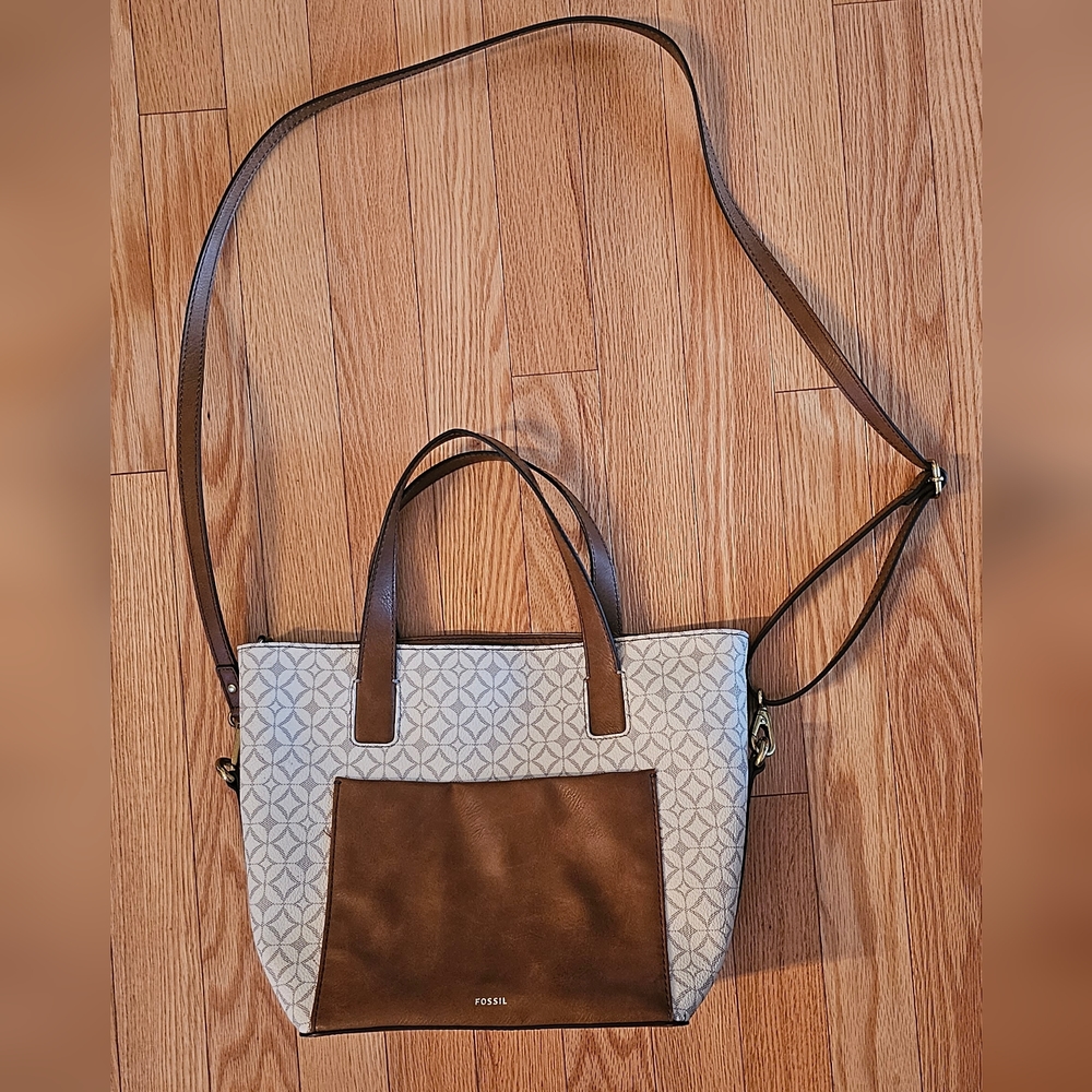 Gently used Fossil bag